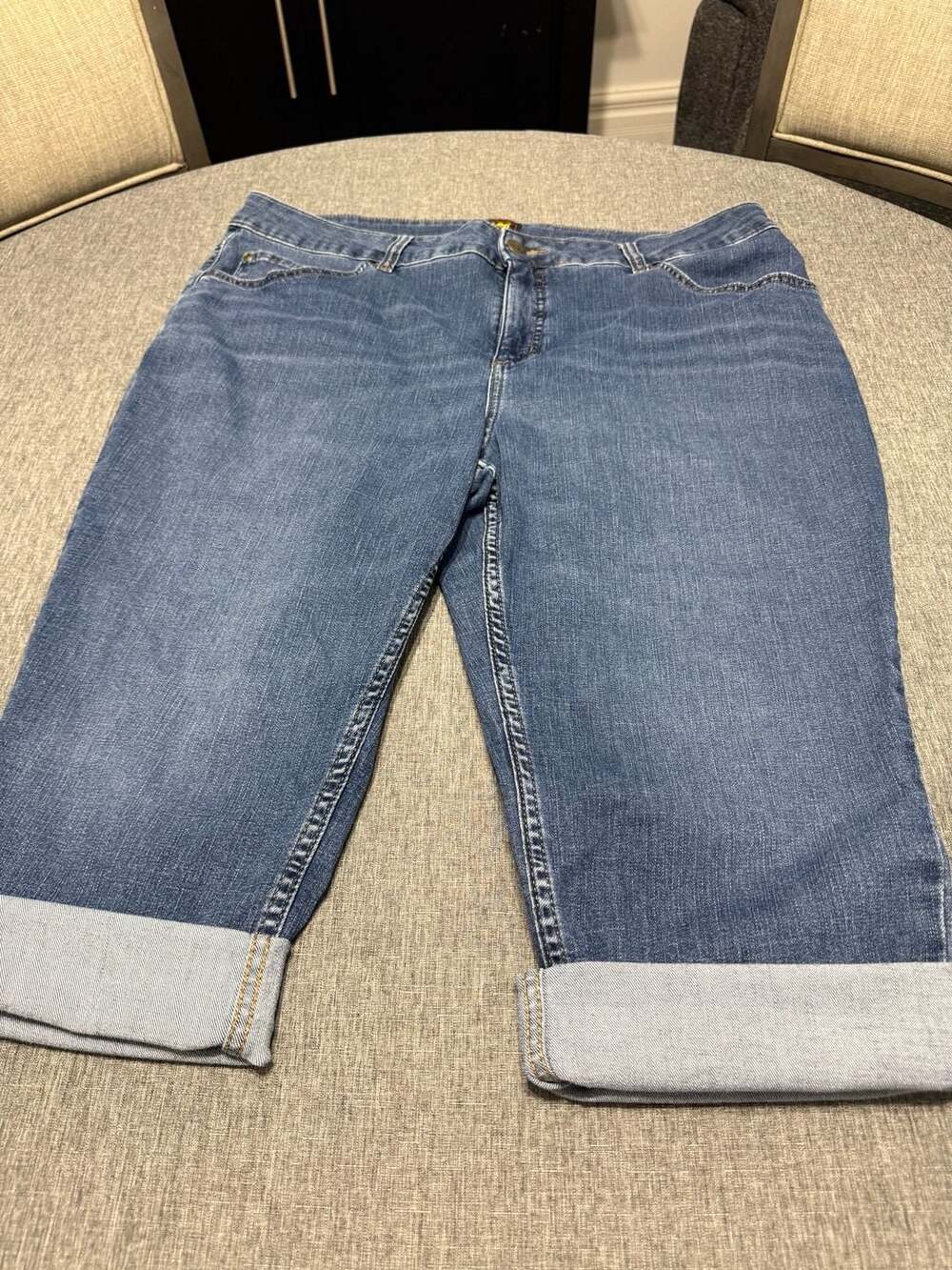 Lee Blue Denim Cuffed Capri Jeans